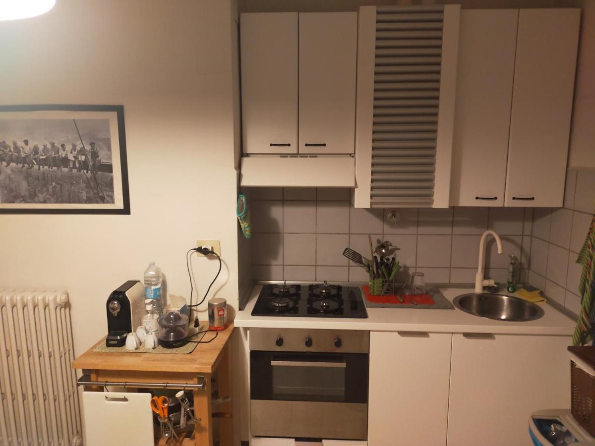 B & B Via Borgo Di San Pietro โบโลญญา ภายนอก รูปภาพ
